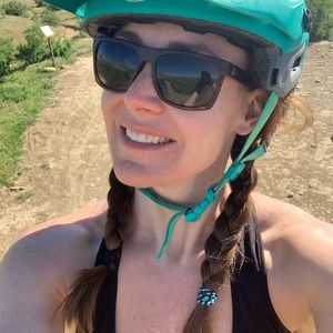 Meet your Posher, Yaicha